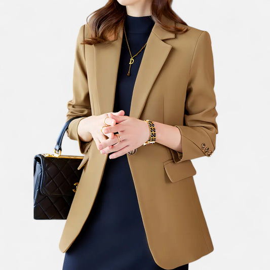Women’s Heritage Tailored Blazer – Gold Button Elegance